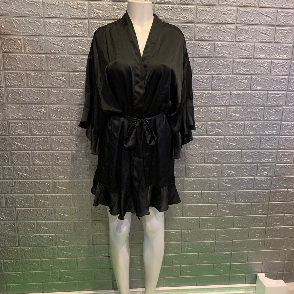 New Victoria’s Secret Robe